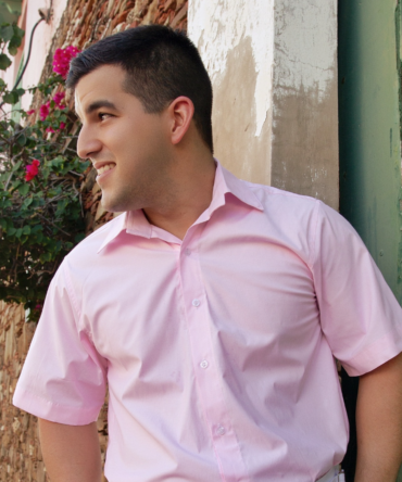 Camisa Clásica Lisa Rosada Manga Corta