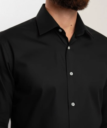 Camisa Clásica Lisa Negra Manga Larga